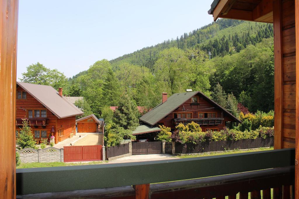 Ferienwohnung Dom Narciarza Szczyrk Zimmer foto