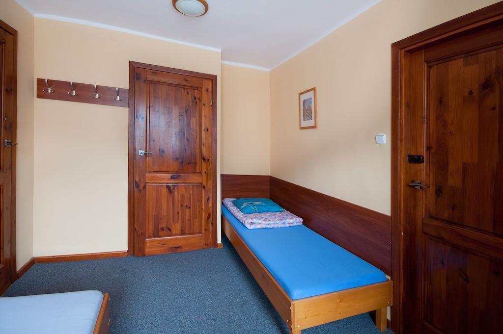 Ferienwohnung Dom Narciarza Szczyrk Zimmer foto